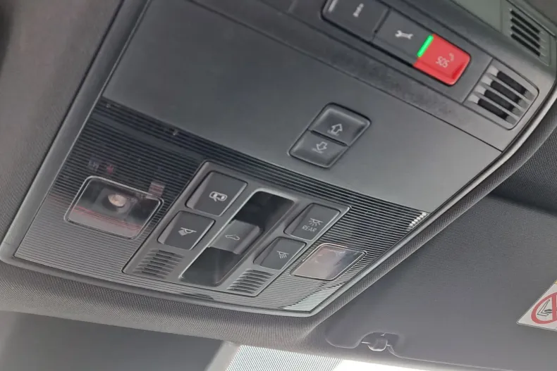 Skoda Kodiaq din 2021 cu 71.109 km - oferta SKO181295 - foto 27