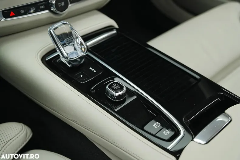 Volvo S90 din 2022 cu 91.000 km - oferta VOL181301 - foto 13