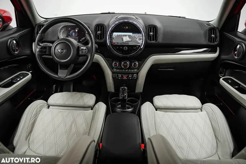 MINI Countryman din 2023 cu 118.000 km - oferta MIN181302 - foto 2