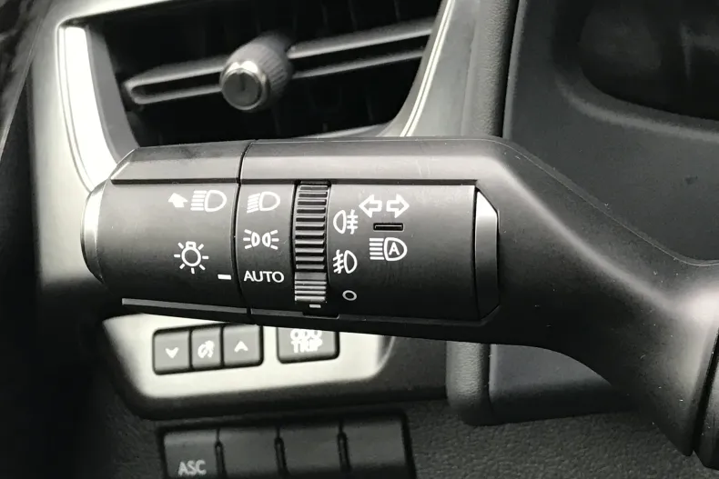 Lexus UX din 2020 cu 99.999 km - oferta LEX181303 - foto 23