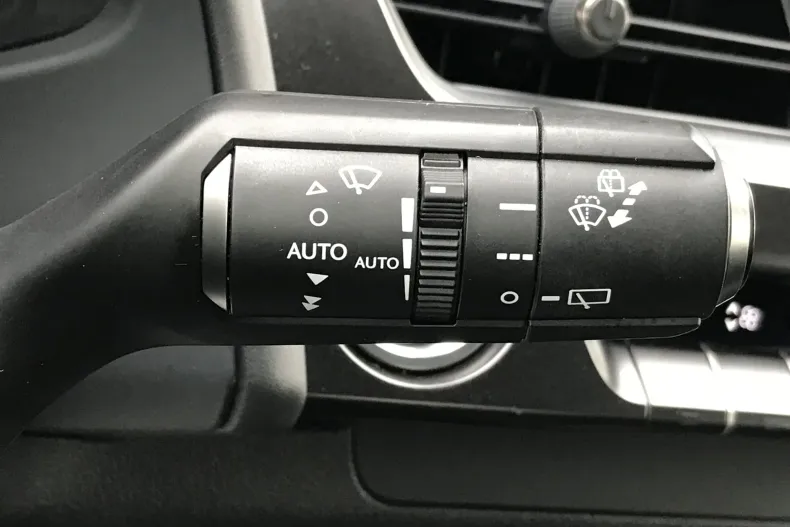 Lexus UX din 2020 cu 99.999 km - oferta LEX181303 - foto 24