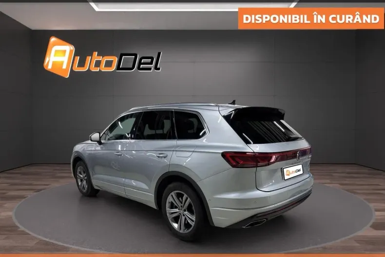 Volkswagen Touareg din 2024 cu 71.125 km - oferta VOL181310 - foto 2