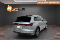 Volkswagen Touareg din 2024 cu 71.125 km - oferta VOL181310 - foto 3