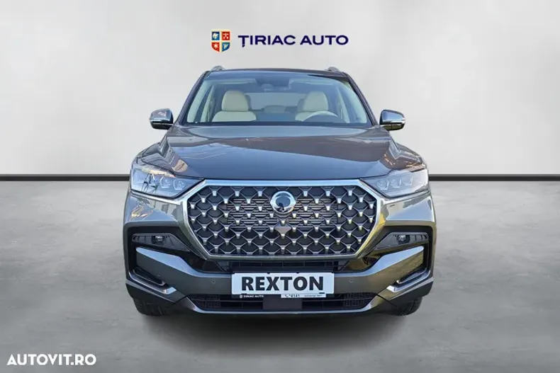 Ssangyong REXTON din 2025 cu 10 km - oferta SSA181318 - foto 8