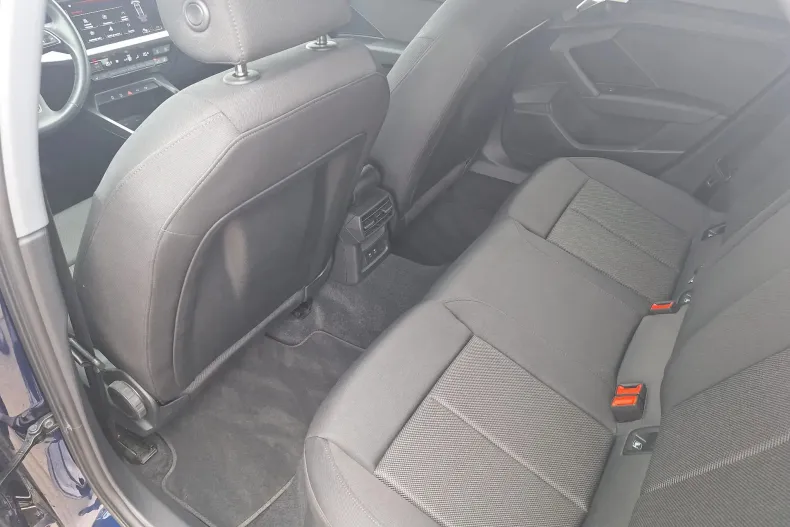 Audi A3 din 2024 cu 9.812 km - oferta AUD181321 - foto 16