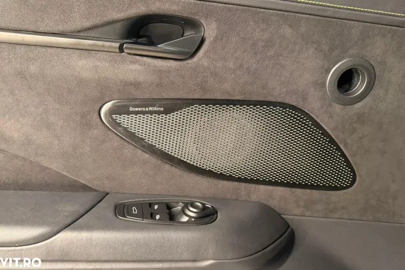 Aston Martin V8 Vantage din 2024 cu 10.100 km - oferta AST181325 - foto 20