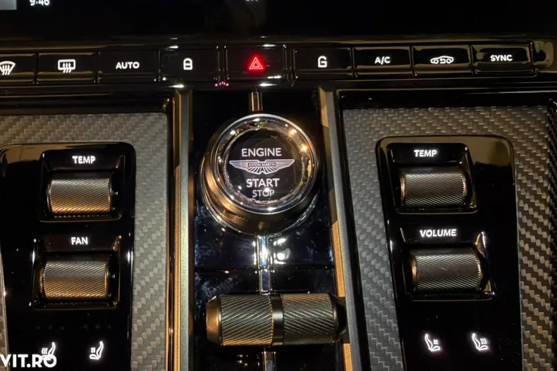 Aston Martin V8 Vantage din 2024 cu 10.100 km - oferta AST181325 - foto 35