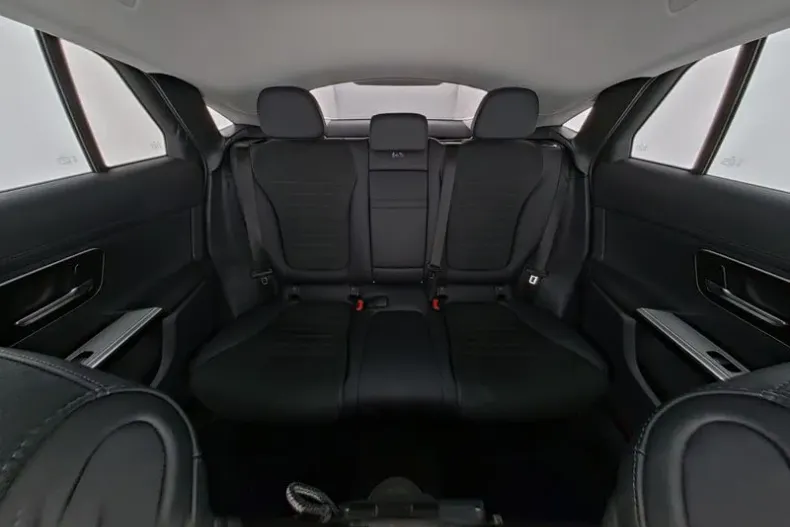 Mercedes-Benz GLC Coupe din 2025 cu 10.900 km - oferta MER181330 - foto 6