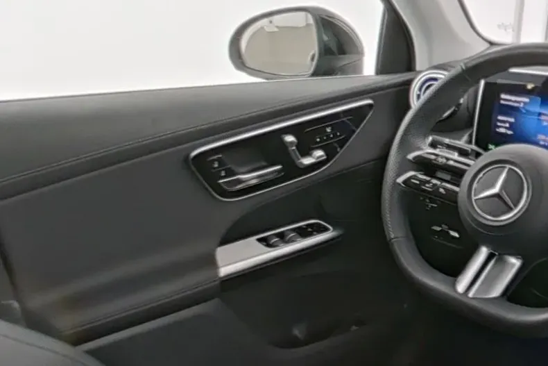 Mercedes-Benz GLC Coupe din 2025 cu 10.900 km - oferta MER181330 - foto 7