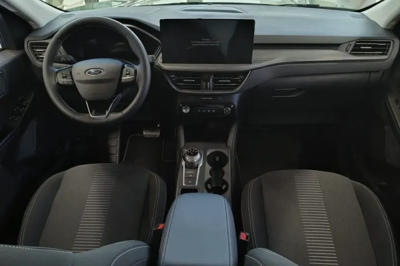 Ford Kuga din 2026 cu 1 km - oferta FOR181337 - foto 9