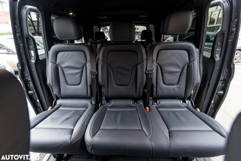 Mercedes-Benz V din 2024 cu 6.979 km - oferta MER181338 - foto 31