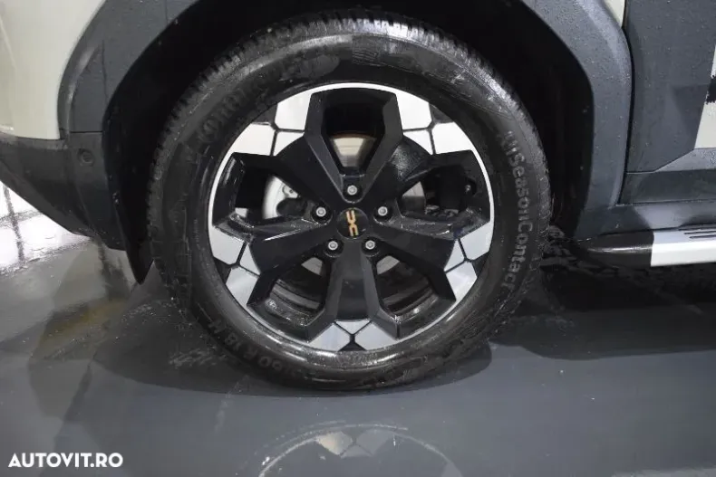 Dacia Duster din 2025 cu 230 km - oferta DAC181360 - foto 5