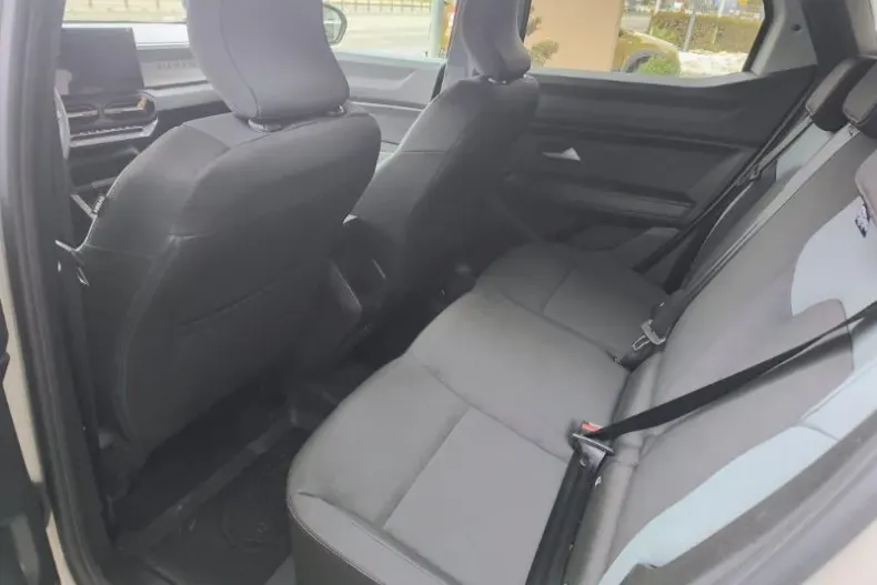 Dacia Duster din 2025 cu 230 km - oferta DAC181360 - foto 13