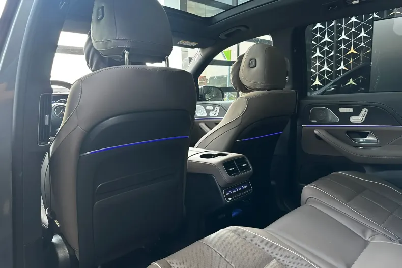 Mercedes-Benz GLS din 2025 cu 5.000 km - oferta MER181367 - foto 9