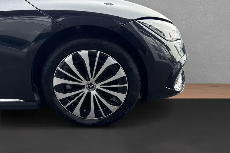 Mercedes-Benz EQE din 2024 cu 12.000 km - oferta MER181370 - foto 19