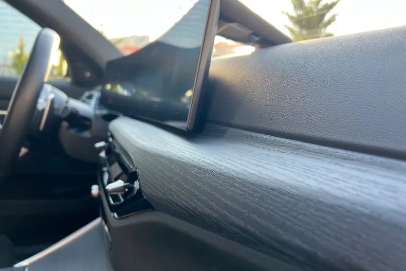 BMW Seria 3 din 2025 cu 9.990 km - oferta BMW181374 - foto 18