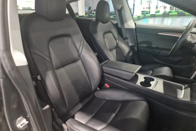 Tesla Model 3 din 2021 cu 65.600 km - oferta TES181375 - foto 21