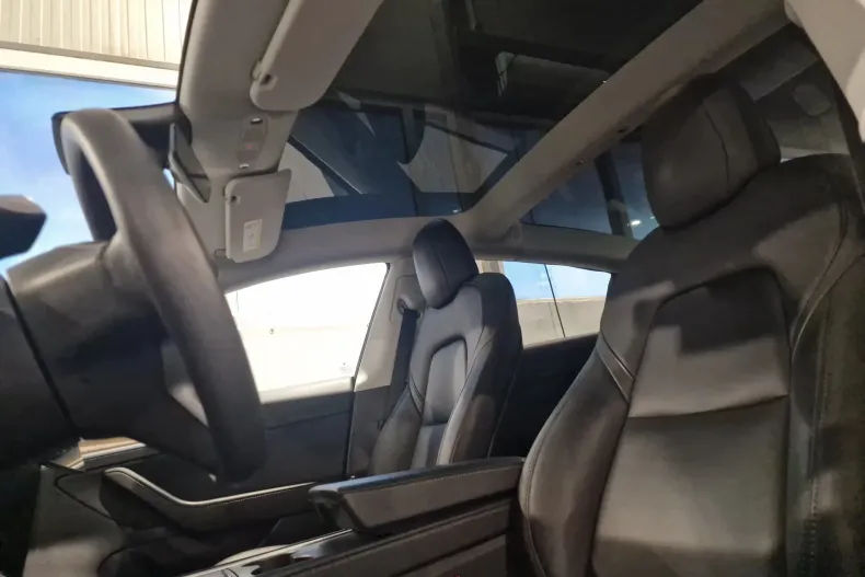 Tesla Model 3 din 2021 cu 65.600 km - oferta TES181375 - foto 22