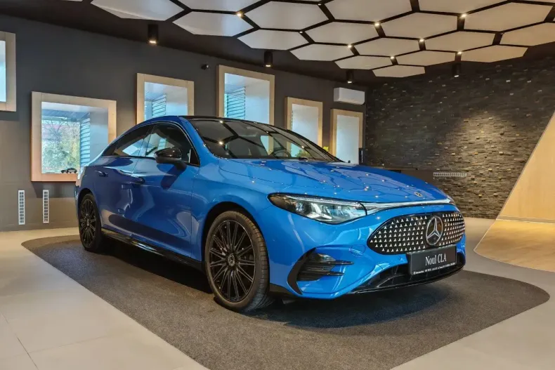 Mercedes-Benz CLA (Clasa CLA) din 2025 cu 3.500 km - oferta MER181376 - foto 3