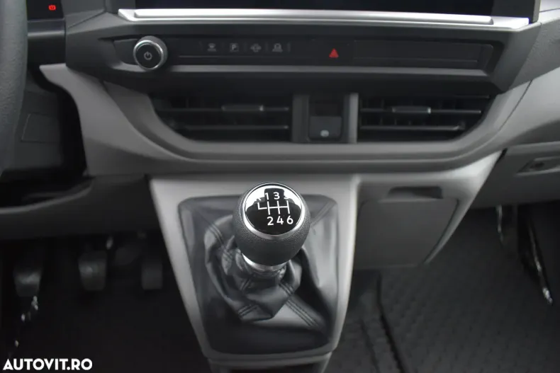 Volkswagen Transporter din 2025 cu 23 km - oferta VOL181380 - foto 23