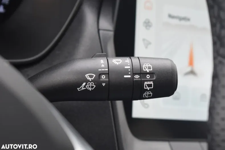 MG ZS HEV din 2025 cu 775 km - oferta MG0181384 - foto 12