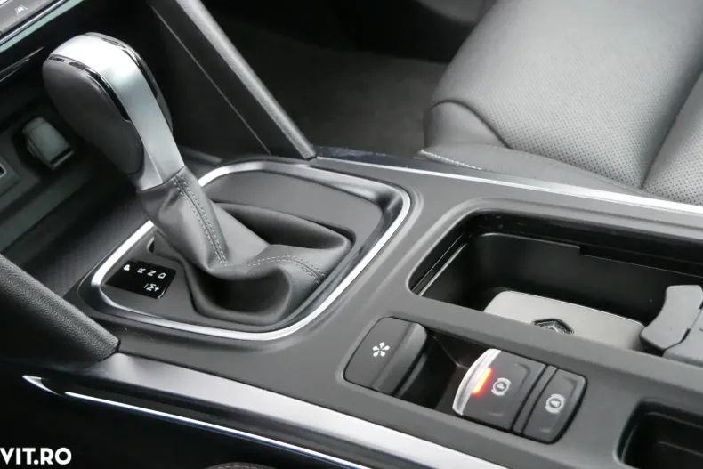 Renault Megane din 2021 cu 177.079 km - oferta REN181391 - foto 4