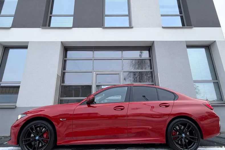 BMW Seria 3 din 2022 cu 106.408 km - oferta BMW181396 - foto 3