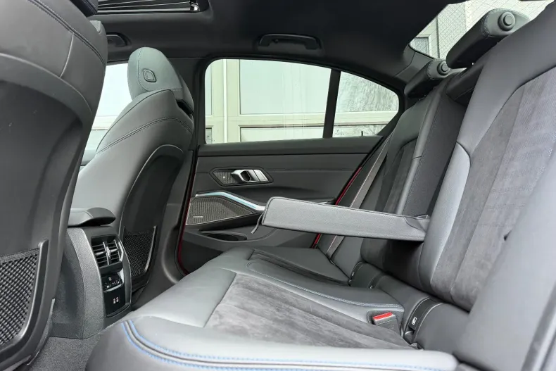 BMW Seria 3 din 2022 cu 106.408 km - oferta BMW181396 - foto 26