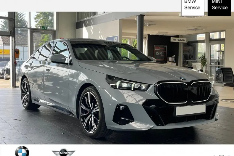 BMW Seria 5 din 2025 cu 7.625 km - oferta BMW181399 - foto 1