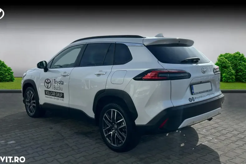 Toyota Corolla Cross din 2025 cu 4.900 km - oferta TOY181404 - foto 2