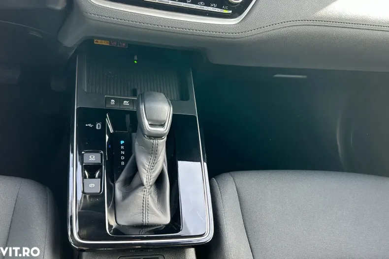 Toyota Corolla Cross din 2025 cu 4.900 km - oferta TOY181404 - foto 14