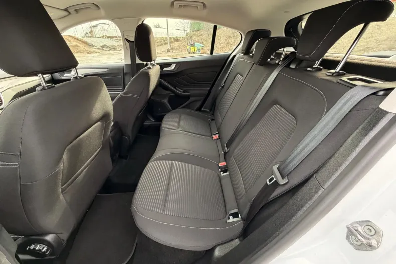 Ford Focus din 2023 cu 47.000 km - oferta FOR181406 - foto 11