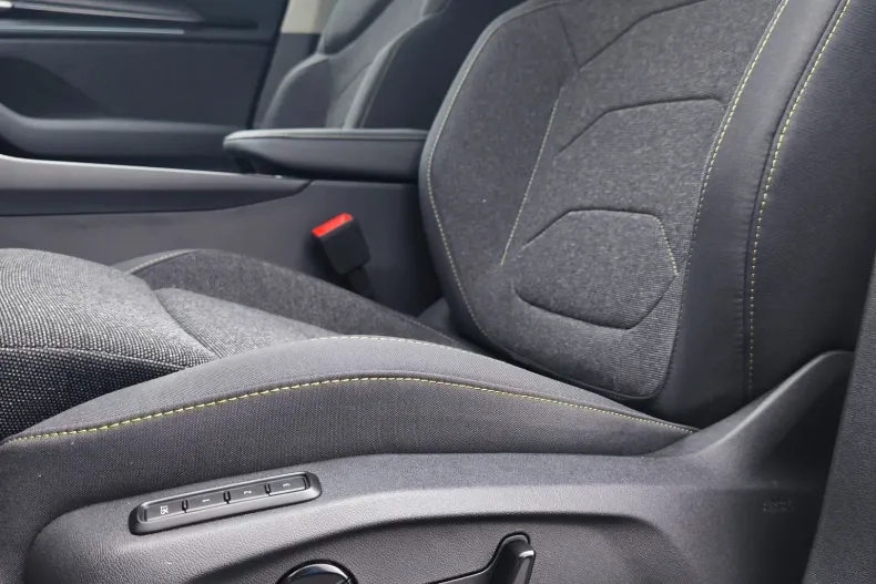 Skoda Kodiaq din 2026 cu 33 km - oferta SKO181407 - foto 23