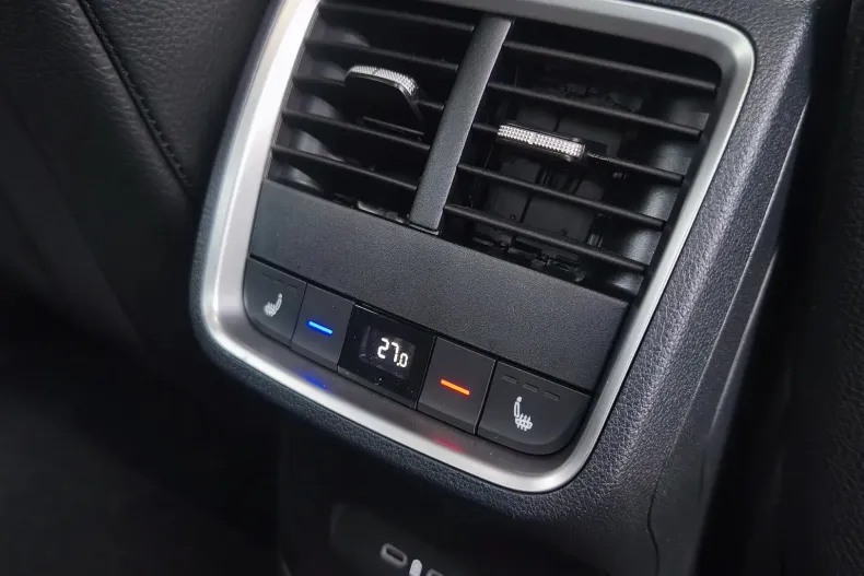 Skoda Octavia din 2026 cu 6 km - oferta SKO181408 - foto 24