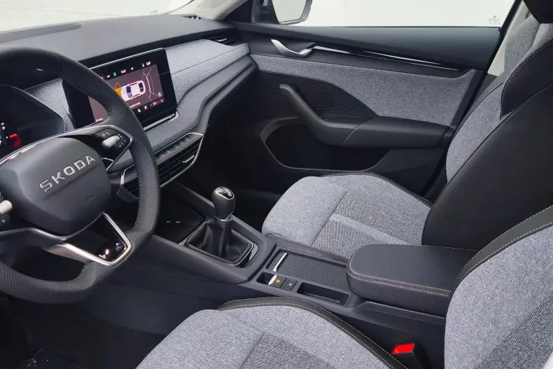 Skoda Octavia din 2026 cu 6 km - oferta SKO181408 - foto 36