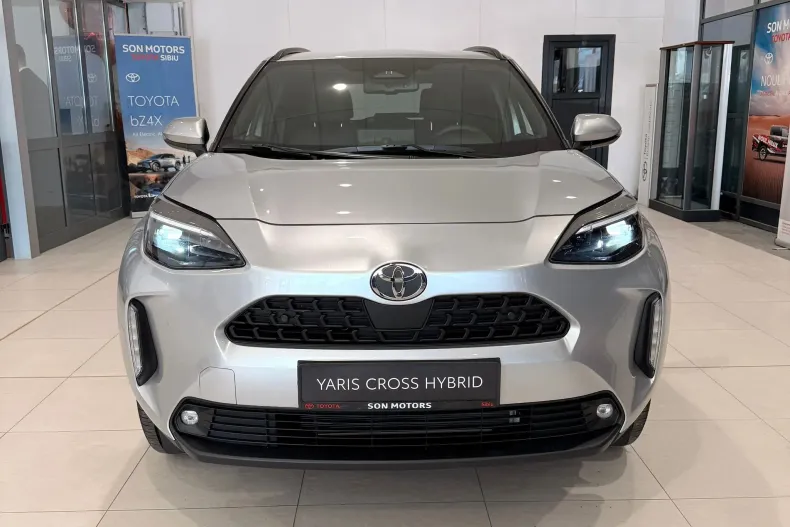 Toyota Yaris Cross din 2025 cu 1.200 km - oferta TOY181410 - foto 2