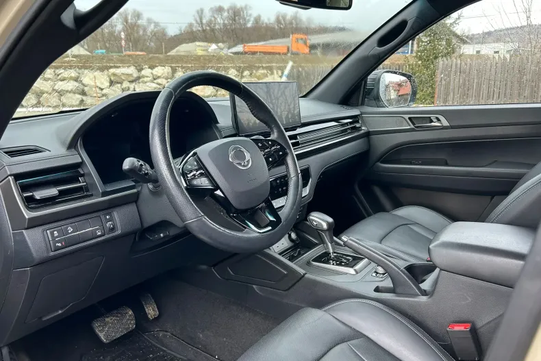 Ssangyong MUSSO din 2024 cu 41.867 km - oferta SSA181411 - foto 10