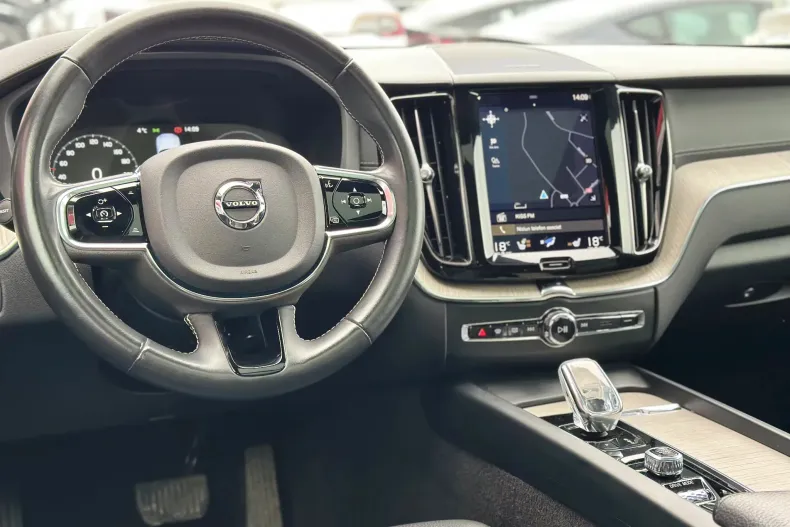 Volvo XC60 din 2020 cu 87.018 km - oferta VOL181414 - foto 15