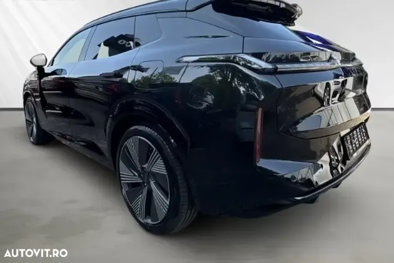 Lynk&Co 08 din 2025 cu 2.000 km - oferta LYN181415 - foto 7