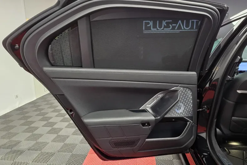 BMW Seria 7 din 2023 cu 55.000 km - oferta BMW181417 - foto 30