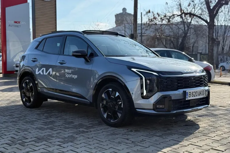 Kia Sportage din 2025 cu 3.811 km - oferta KIA181418 - foto 1