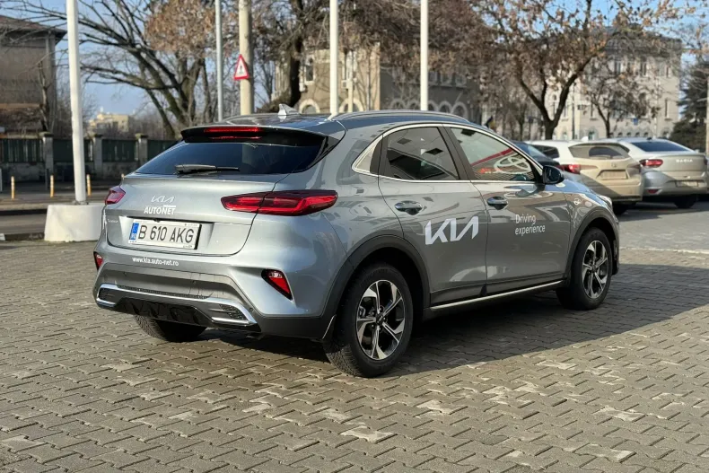 Kia XCeed din 2025 cu 2.000 km - oferta KIA181421 - foto 9