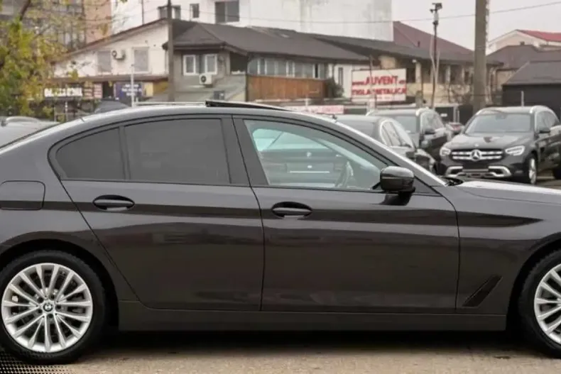 BMW 520d (Seria 5) din 2021 cu 141.000 km - oferta BMW181424 - foto 10