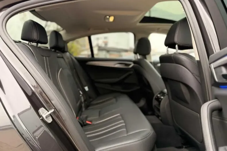 BMW 520d (Seria 5) din 2021 cu 141.000 km - oferta BMW181424 - foto 17