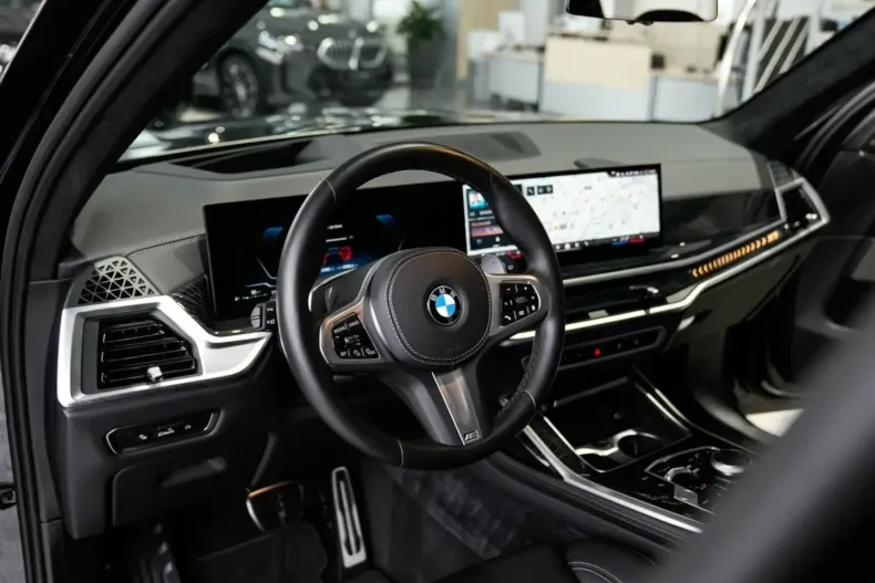 BMW X7 (Seria X) din 2025 cu 23.900 km - oferta BMW181425 - foto 2