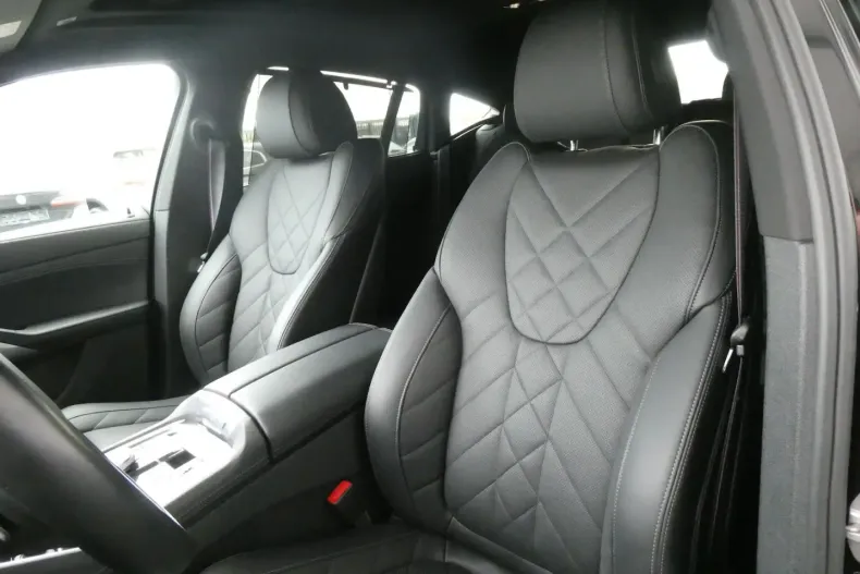 BMW X6 (Seria X) din 2024 cu 39.022 km - oferta BMW181427 - foto 10