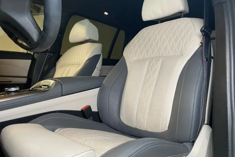 BMW X7 M60 (Seria X) din 2024 cu 37.200 km - oferta BMW181428 - foto 13