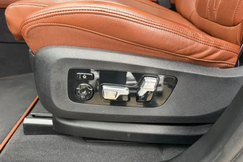 BMW X7 (Seria X) din 2024 cu 40.000 km - oferta BMW181429 - foto 21