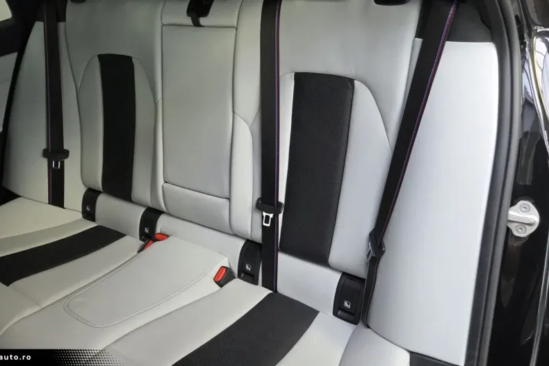 BMW M3 (Modele M) din 2025 cu 4.250 km - oferta BMW181441 - foto 13