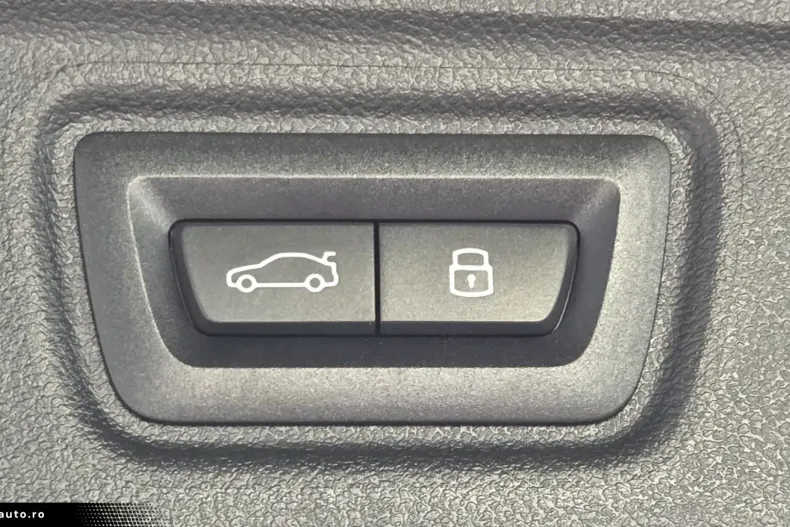 BMW M3 (Modele M) din 2025 cu 4.250 km - oferta BMW181441 - foto 18